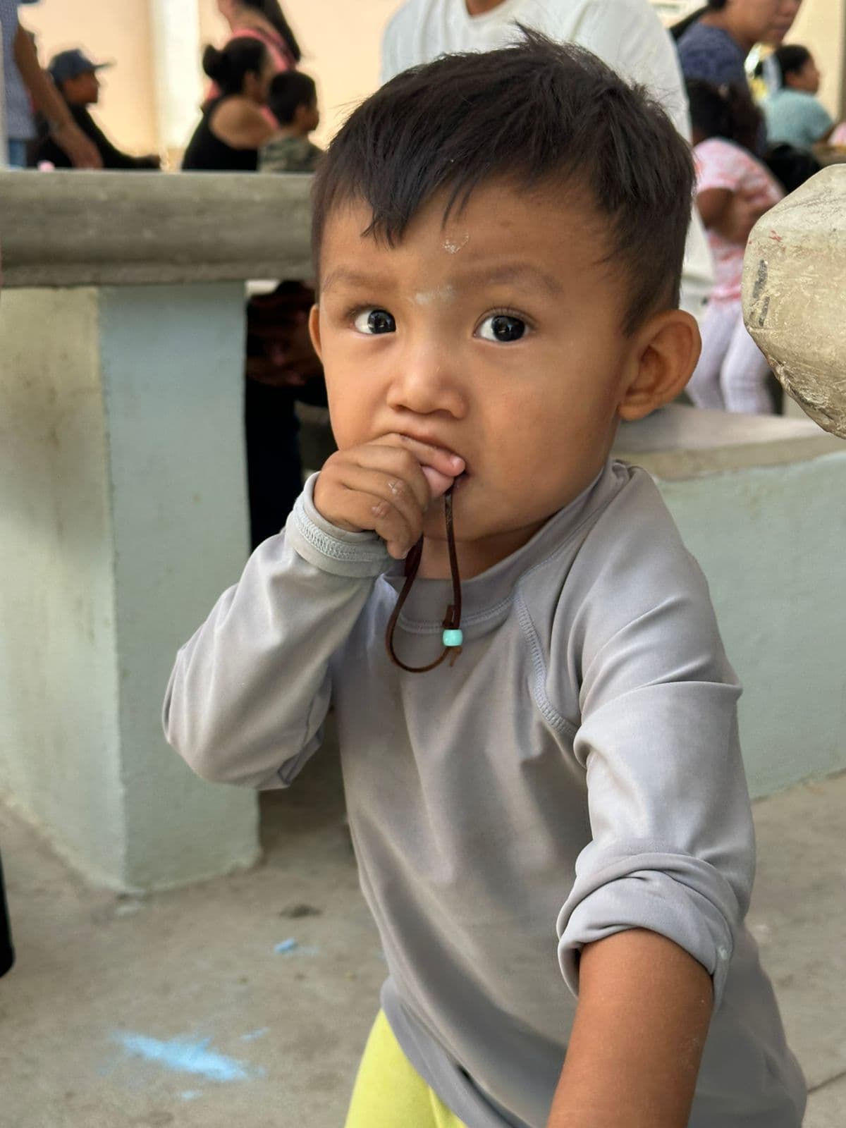 Children at a Sarahuaro community kitchen
